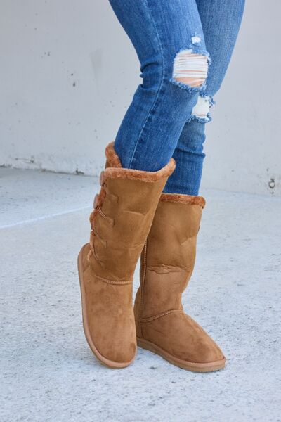 Warm Fur Lined Flat Boots