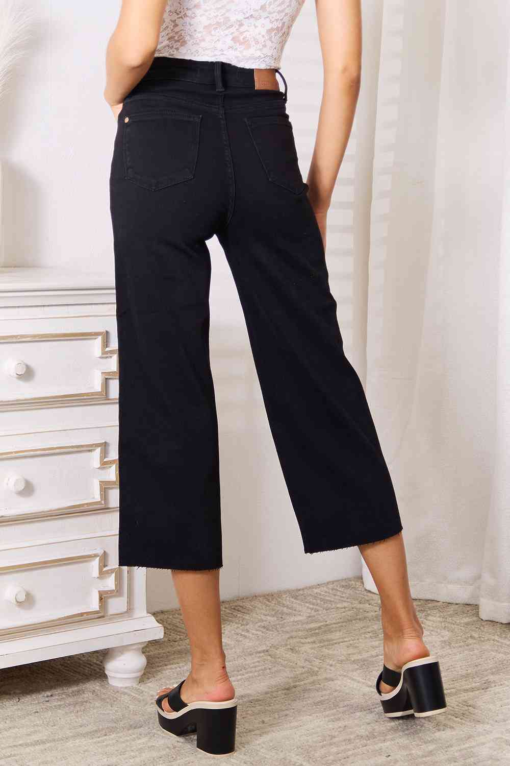 High Waist Wide Raw Hem Cropped Jeans